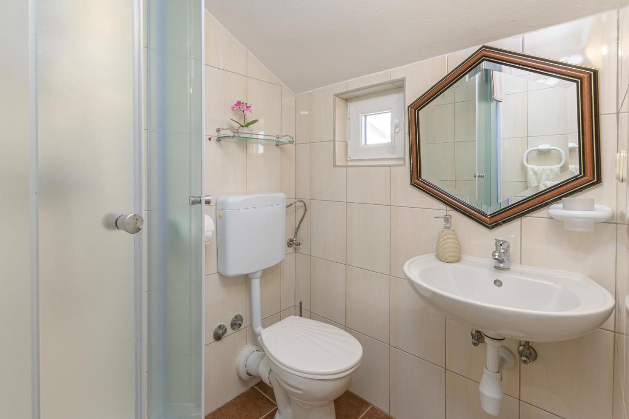 Villa Carla With Private Pool & Kids Playground - Pet Friendly Mutvoran Bagian luar foto